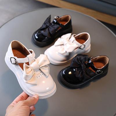 China 2021 New Breathable Bowknot Squishy Low Cut Breathable Summer Shoes Small Soft Bottom Leather Shoes For Girls for sale