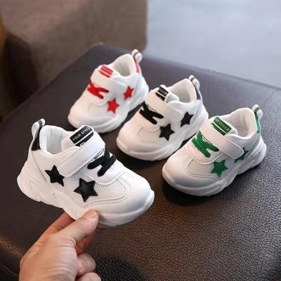 China Amazon Lightweight Hot Sale Kid Sport Shoes Comfortable Breathable Five-pointed Profile Tpr Mesh Children Sport Shoes for sale