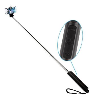 Cina Bluetooth Selfie Stick and Built in Zoom in and Out Button for Android Smartphone in vendita