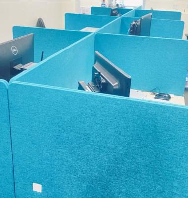 China PET Felt 24mm Thickness Desk Acoustic Dividers Customized For Office Privacy for sale