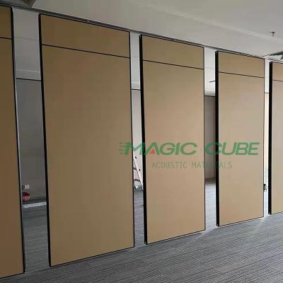 China Width 700mm Commercial Acoustic Sliding Partition Walls For Hotel Soundproofing for sale