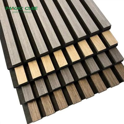 China Natural and White 3 Side Oak Veneer Acoustic Slat Akupanels Customized 2400*600*21 mm for sale