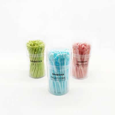 China Simplicity Tableware Wholesale Green Forks Disposable Transparent And Colorful Plastic Western Style Forks Fruit Fork For Dinner Etc. for sale