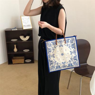 China Fashion Fashion Korean Style Printed Shopping Handbags Canvas Tote Bag Wholesale for sale