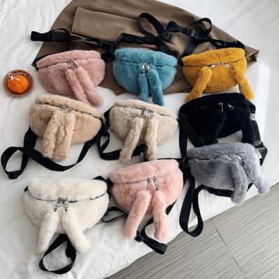 China 2020 Fashion Online Shopping Alibaba Winter Trunk Bag Woman Girls Faux Fur Pussy Pack Waist Bags for sale