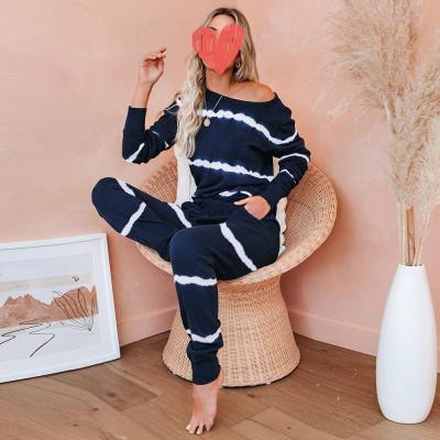 China Striped QUICK DRY Sweatsuit Women Sets Women Lounge Wear Sets Night Use Comfortable Pajamas For Women for sale