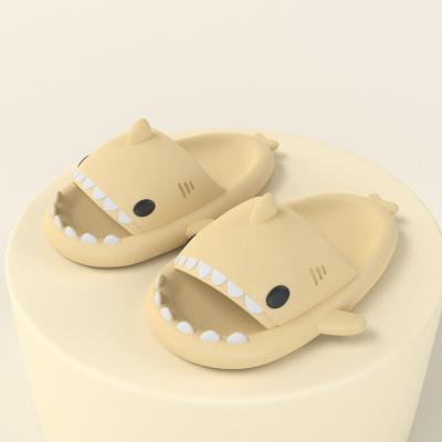 China Hottest Seller Beautiful Home EVA Cushioning Shaped Slippers Fashion Shark Slippers for Men and Women for sale