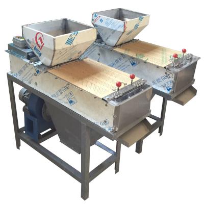 China Suitable for the process of removing the red coat of peanuts after roasting hot sale high productivity peanut peeling sheller machine peanut peeling machine for sale