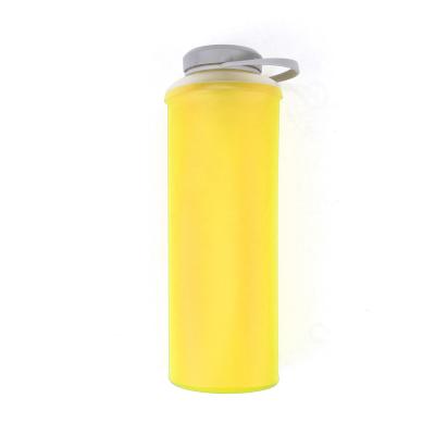 China Sustainable Light Color Sports 1000 Ml Leak Resistant Soft Water Bottles for sale