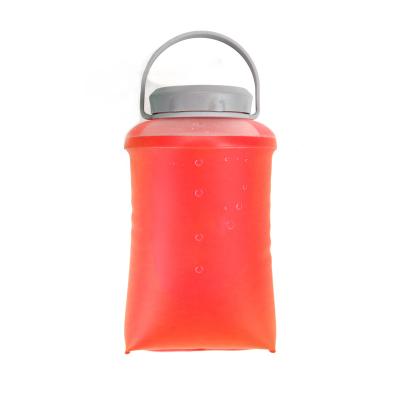 China Viable 800ML Pleat Leak Resistant Luminous Sports Soft Water Bottles for sale