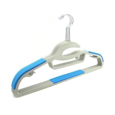 China Low Price Modern Hot Supply Space Saving Suit Wig Hangers Plastic Non-slip Plastic Made in China for sale