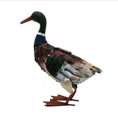 China LANDSCAPE Biumart Metal Painting Decoration Animal Garden Lamp Duck Animal Modeling Solar LED Outdoor Landscaping Light for sale