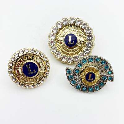 China Wholesale Personalized Lion Clubs Jewelry Luxury Crystal Rhinestone Lapel Pins from Europe Manufacturer for sale