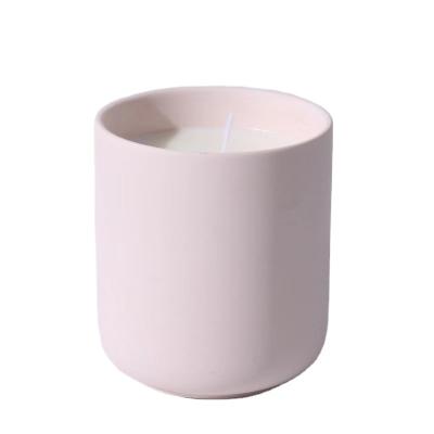 China Sustainable Handcrafted Ceramic Candle Jar For Home Decoration With Good Quality for sale