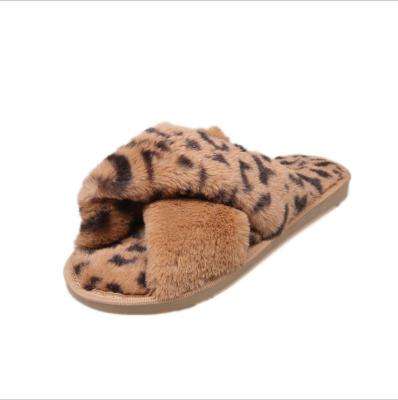 China Fashion Trend New Hot Sale Luxury Faux Leopard Hairy Slides For Women Ladies Flat Cross Plush Strap Indoor Fur Slides Slippers Wholesale for sale