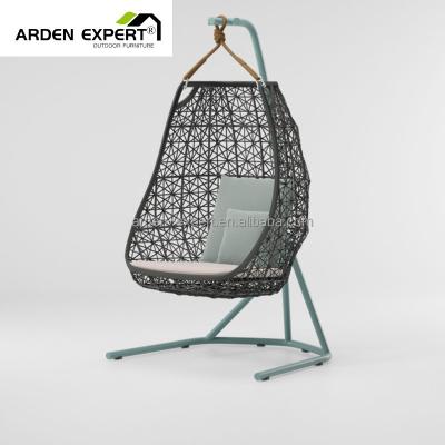 China Super Comfortable Simple Good Quality Outdoor Rattan Wicker Swing Garden Hanging Chair for sale