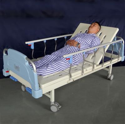 China Portable Medical Hospital Bed Hospital Furniture 2 Functions Two Cranks Manual Bed for sale