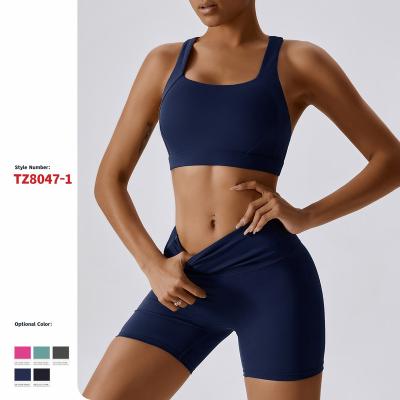 China Breathable newest custom woman 2 piece crop top sports bras and yoga sweat shorts set summer women workout yoga sets for women shorts for sale