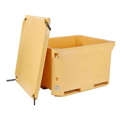 China Large Waterproof Custom Food Refrigerated Transport Large Fishing Storage Container for sale