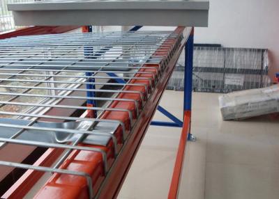 China Galvanizado em pó revestido de aço de malha de arame elétrico Custom Decking Warehouse Storage Solution à venda