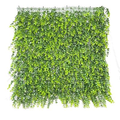 China 50*50cm Eco-friendly Eucalyptus Leaf Artificial Wall Plants For Garden Landscape Wedding Backdrop Decor for sale