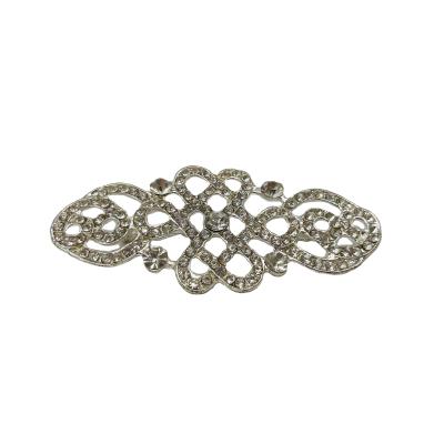 China 2022 New Design Classic And Elegant Alloy Plating Rhinestone Brooches And Pin Metal Brooch Crystal Brooches for sale