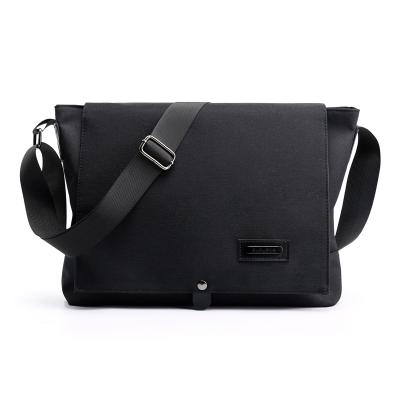 China Custom Made Leisure Fashionable Goods Messenger Bag, Stylish Shoulder Bag, Cross Body Messenger Bag for sale