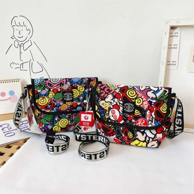 China 2021 Small Girls Cross Fashion Kids Designers Mini Handbags Fashion Purse Purses and Purses Large - Body Bags for sale