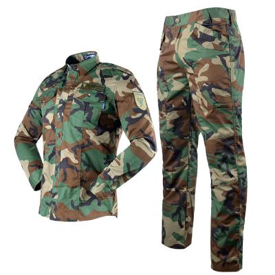 China Hot Sale Anti-Static Outdoor Army Camouflage Military Combat Hunting Clothing Tactical Uniform 1981 for sale