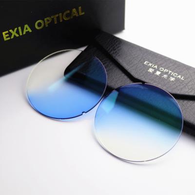 China 1.56 Photochromic Gray Lenses Base Color Photochromic Gradient SHMC Blue X6B EXIA OPTICS for sale