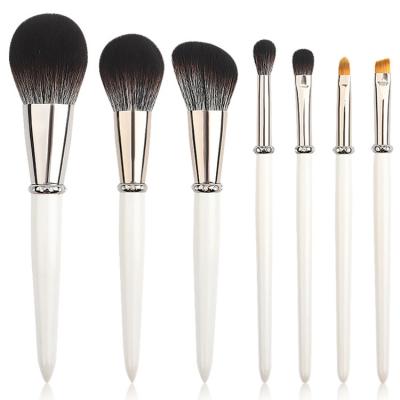 China Angular Blush Amazon Best Selling 7 Piece Diamond Cosmetic Beauty Personalized Travel Makeup Brush for sale