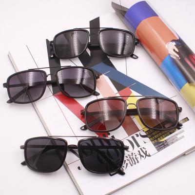 China New Fashion Metal Sunglasses Italy Hot Design TR Full Frame Cheap Metal Sunglasses for sale