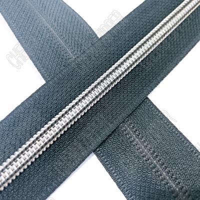 China Sustainable Hot Sales Price Cheap Nylon Zipper 5# Long Chain Nylon Zipper In Roll for sale