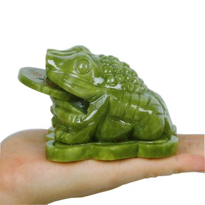 China China Ready to Ship Southern Feng Shui Crafts Natural Stone Jade Carving Money Frog Statue Carved Figurine for sale