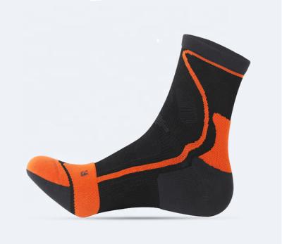 China Hot Selling Comfortable Cushioning Breathable Soft No Show Socks Performance Sports Unisex Running Sports Socks for sale