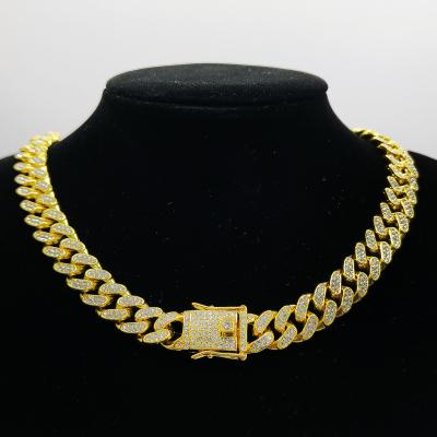 China New Design Hip Hop Gold Plating Cuban Chain Diamond Necklace FASHIONABLE Men and Women High Quality Gold Plated Cuban Link Chain Necklace for sale