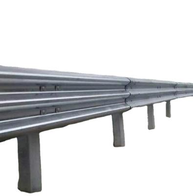 China Hot Rolled High Strength Low Carbon Steel Hot Dip Galvanized 600g For Each Side Road Side Guardrail Fence for sale