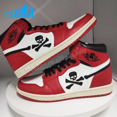 中国 Hot Sale Trend Fashion Men's Shoes Men's Classic Logo Fashion Basketball Sneakers Large Size Sports Sneakers J a 1 販売のため