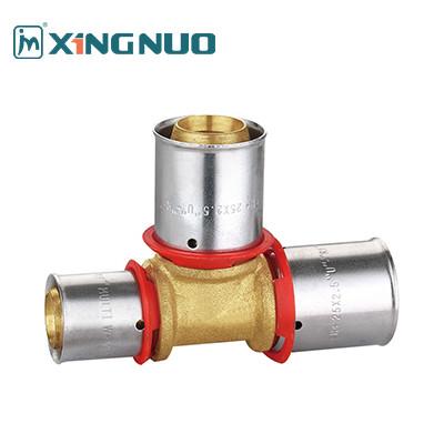 China Gepolijste koperen compressiebevestigingen voor industriële toepassingen Tee Pex Pipe Fitting 1/2 inch Pex Fittings Te koop