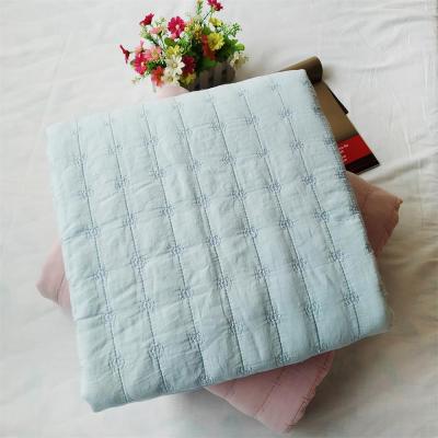 China Ultrasonic Cotton Bed Quilts Super Soft Handfeeling Oversized Bedding Sets Washed Comforter High Quality for sale