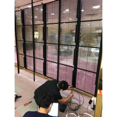 China Wide-spectrum Transparent Display High Brightness P3.91 LED Display Transparent Display for sale