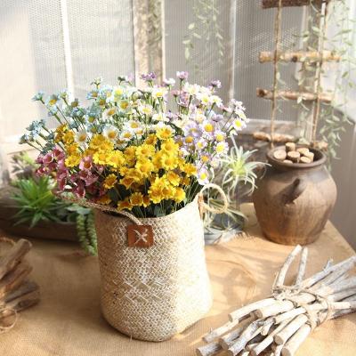 China wholesale hot sale 42 cm 50% moss 16.5 inch Daisy Flowers Stems Bulk Artificial Bushes farmhouse home decor for sale