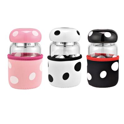 China Custom Cute Stocked Mushroom Shape Borosilicate Bottle With Sleeve 350ml Glass Water Bottle With Lid for sale