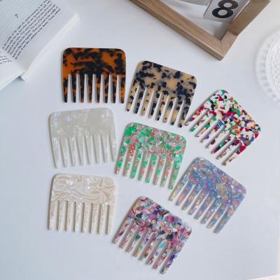 China Custom Made Acetate Wide Tooth Hair Comb Portable Retro Hair Detangling Combs For Thick Hair for sale