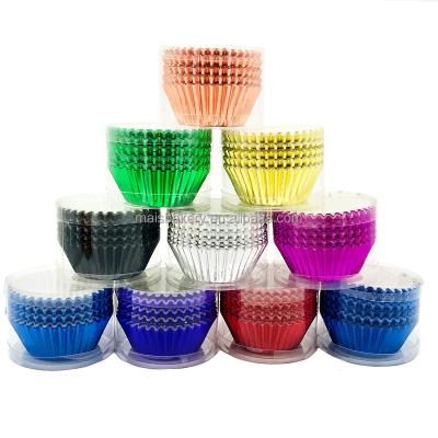 China Disposable Bakery Supply Gold Foil Metallic Cupcake Liners Wrappers Baking Cups for sale