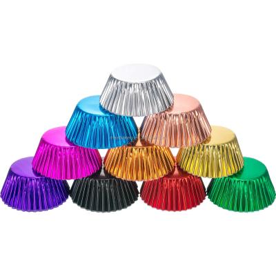 China Standard Disposable Foil Cupcake Metallic Non Stick Disposable Greaseproof Cases for sale