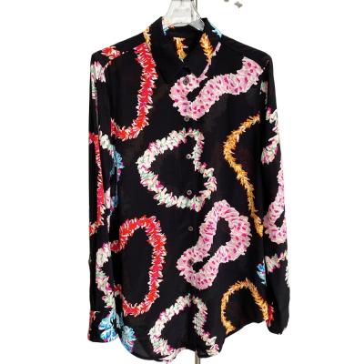 China Long-sleeved loose anti-pilling holiday style ladies blouse love garland printing shirt for sale