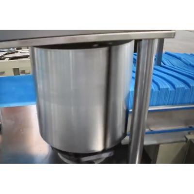 China Hotels Automatic Nonwoven Medical Sheet Folding Making Machine For Hospital Use for sale