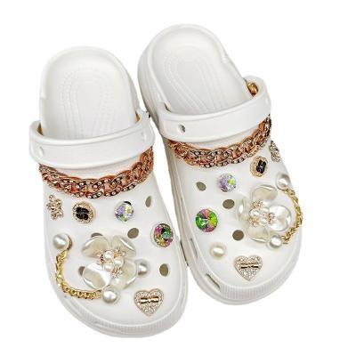 China Wholesale Designer Crystal Letter Accessories Custom Luxury Diy Charming Women's Decoration Clogs Shoes Charming for sale