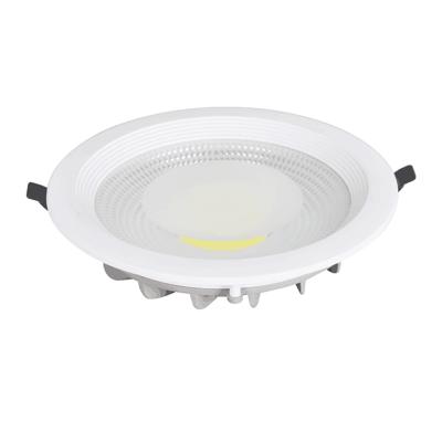 China 2021 new modern design 15w cob chrome reflector led downlight round ceiling surface mounted cob downlight spot led for sale